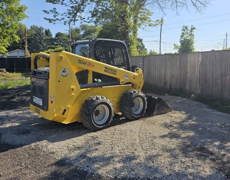 Wacker SW24 Skid Steer