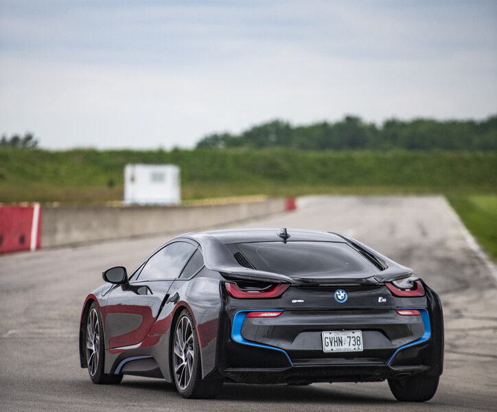 2016 BMW i8