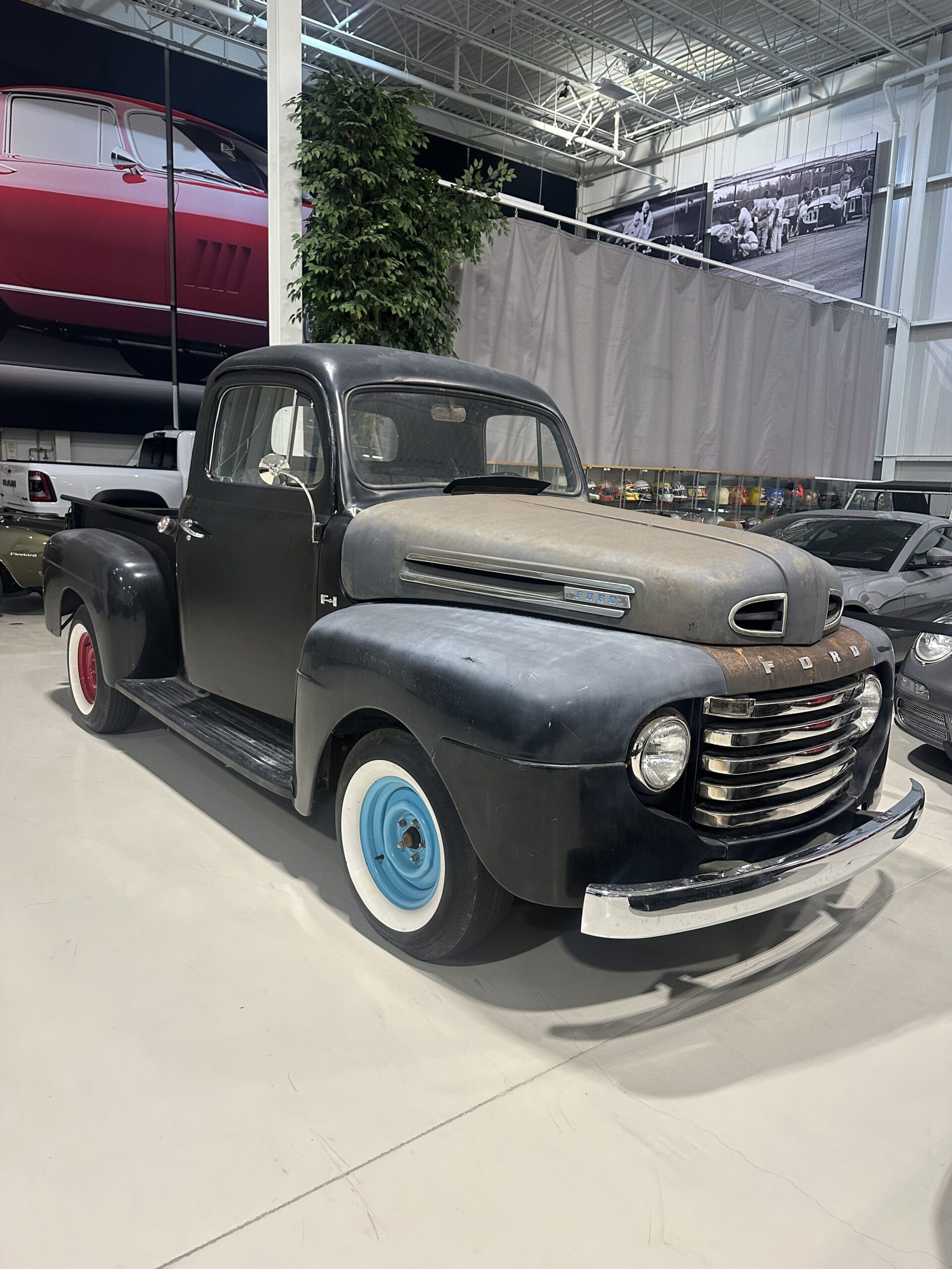 1948 Ford F100