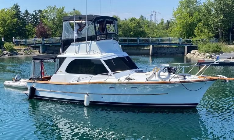 37' Classic Yacht