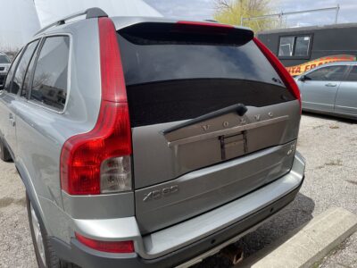 Volvo XC90 (Silver) – Scandinavian Safety, Subtle Strength, and Everyday Realism