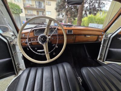 1957 Mercedes 220S