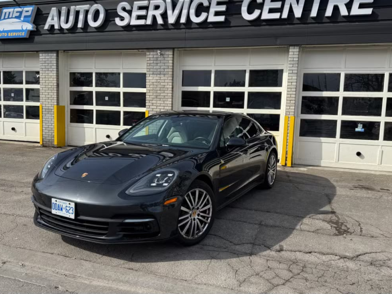 2017 Porsche Panamara