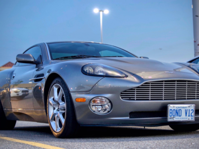 2004 Aston Martin Vanquish v12